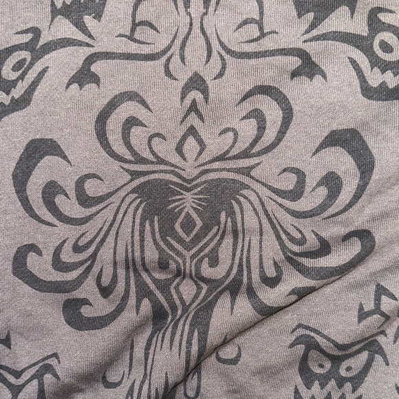 Haunted Mansion Disney Disneyland “wallpaper” Sweatshirt  - - Picture 5 of 7